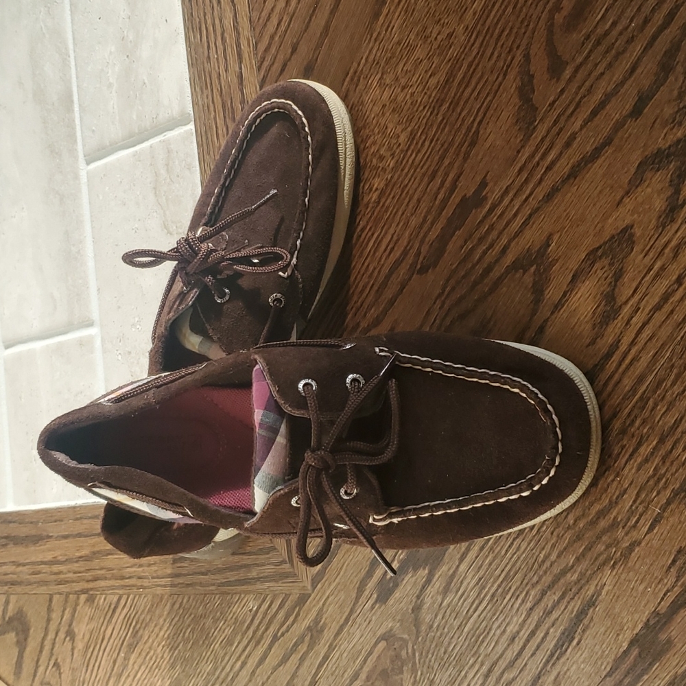 New Brown and Pink Sperrys